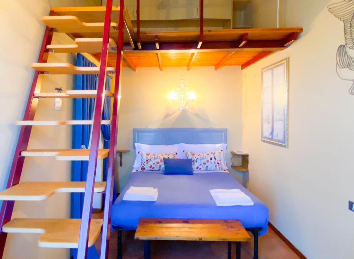 Ca' Tomassino Holiday Apartments Урбино Экстерьер фото