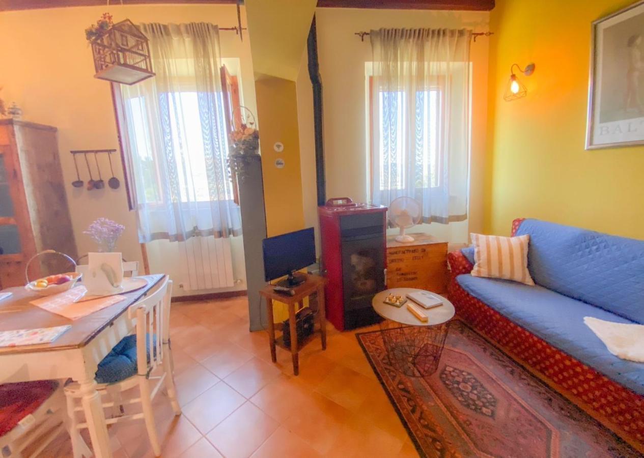 Ca' Tomassino Holiday Apartments Урбино Экстерьер фото