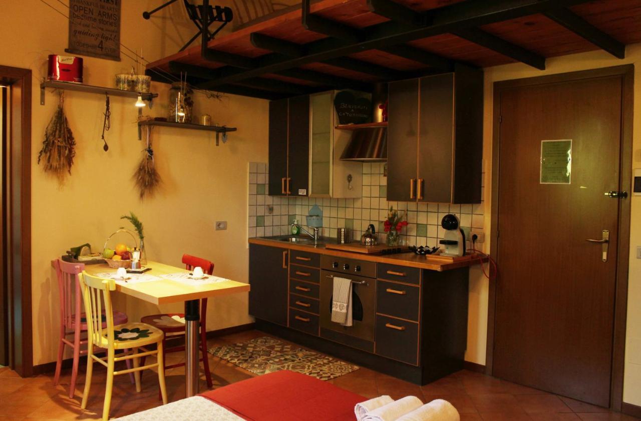 Ca' Tomassino Holiday Apartments Урбино Экстерьер фото